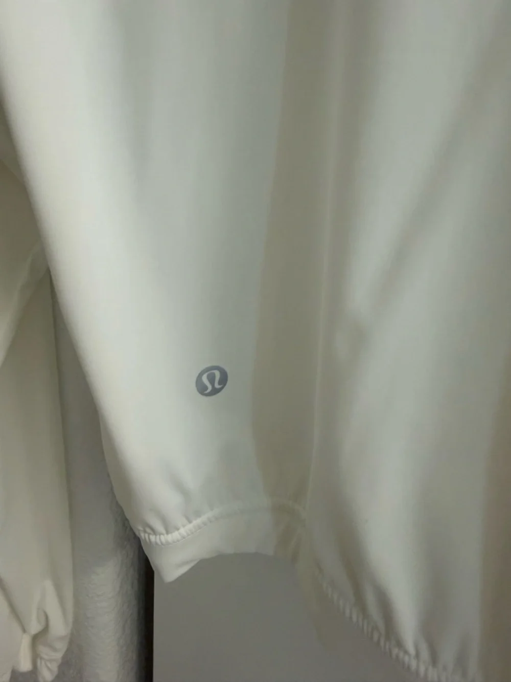 Lululemon Jacket - Picture 3 of 4